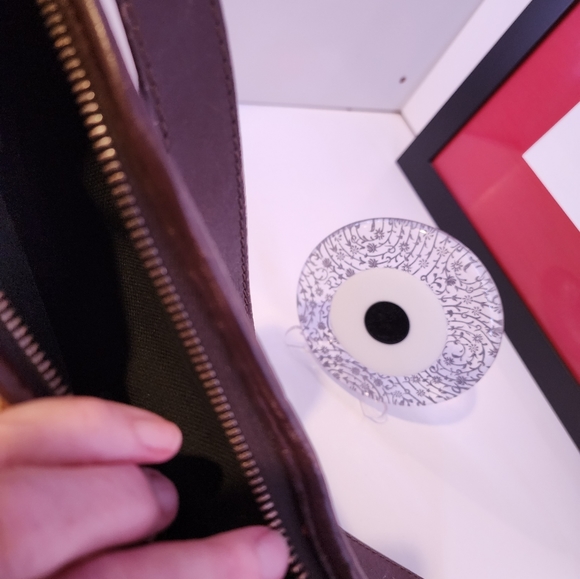 Burberry satchel - Picture 6 of 12